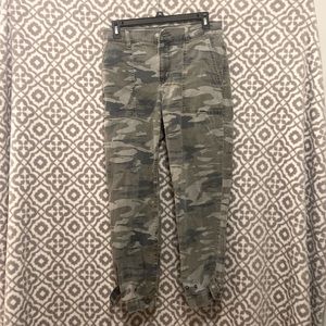 camouflage adjustable jean pants
